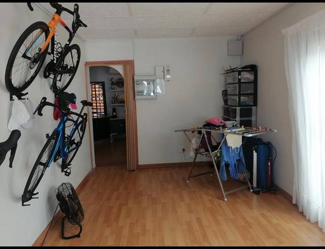 5 BEDROOM HOUSE FOR SALE IN ARBORETUM